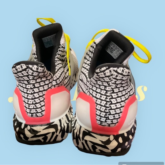 Men’s or Women’s ADIDAS ULTRABOOST 5.0 DNA - Picture 7 of 9